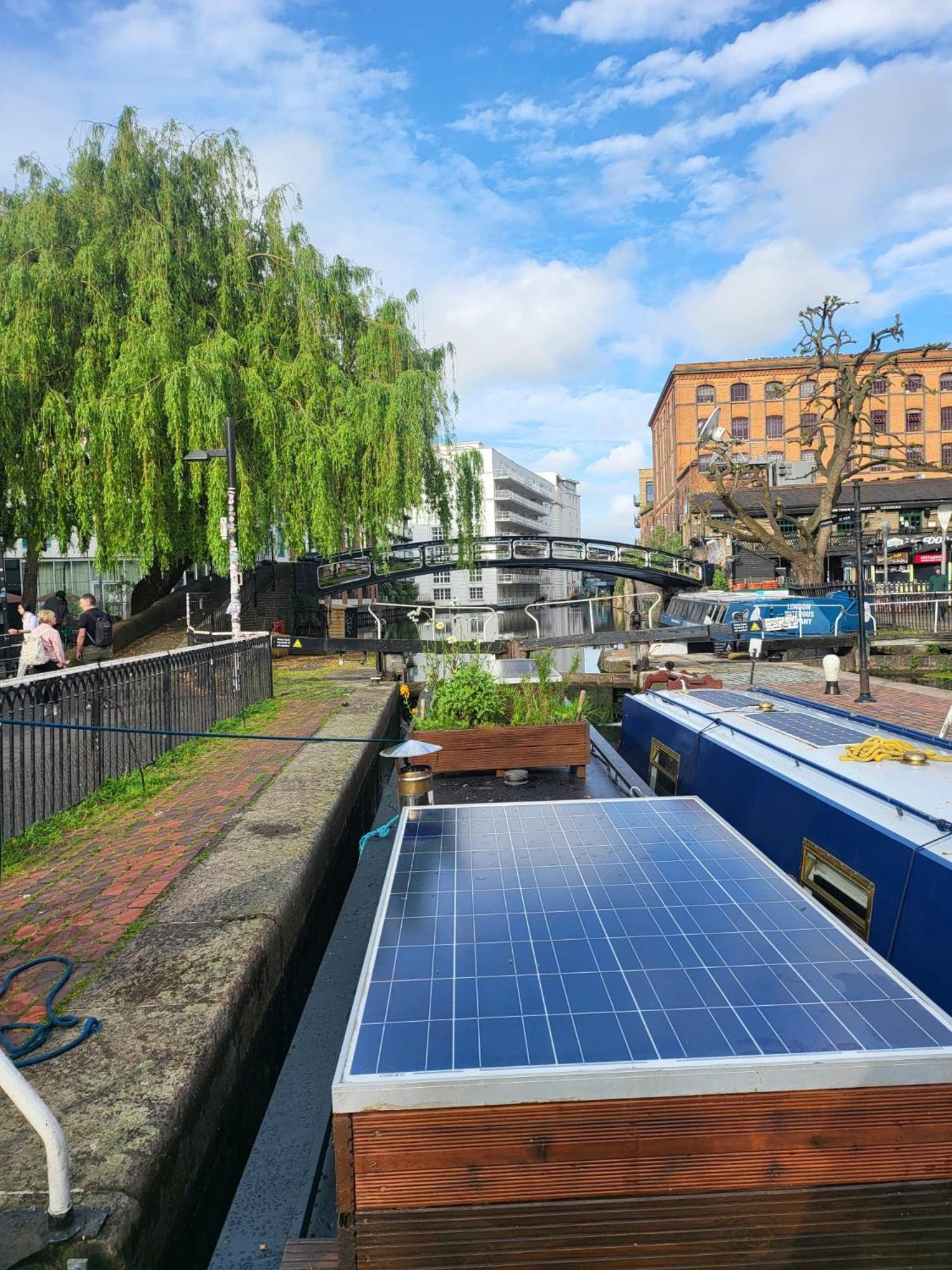 Lovely Canal Boat In Little Venice For Family & Friends London Ngoại thất bức ảnh