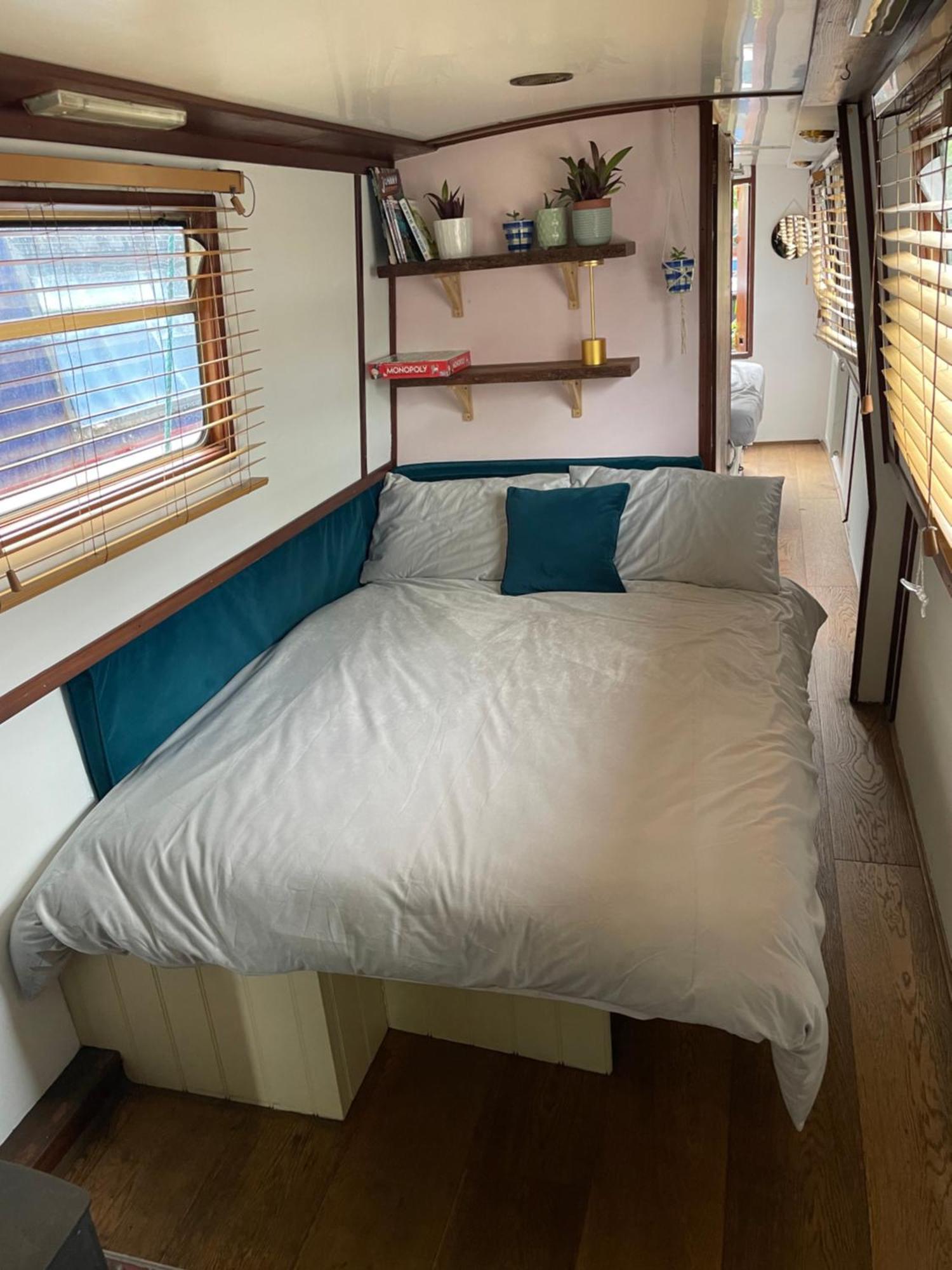Lovely Canal Boat In Little Venice For Family & Friends London Ngoại thất bức ảnh