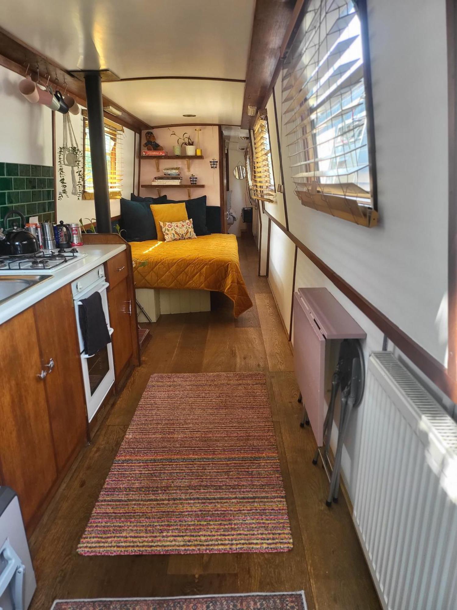 Lovely Canal Boat In Little Venice For Family & Friends London Ngoại thất bức ảnh